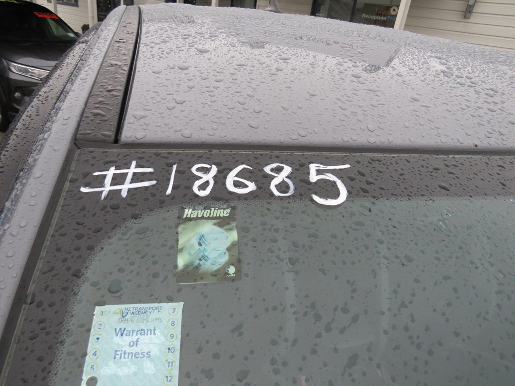 S1868521.jpg