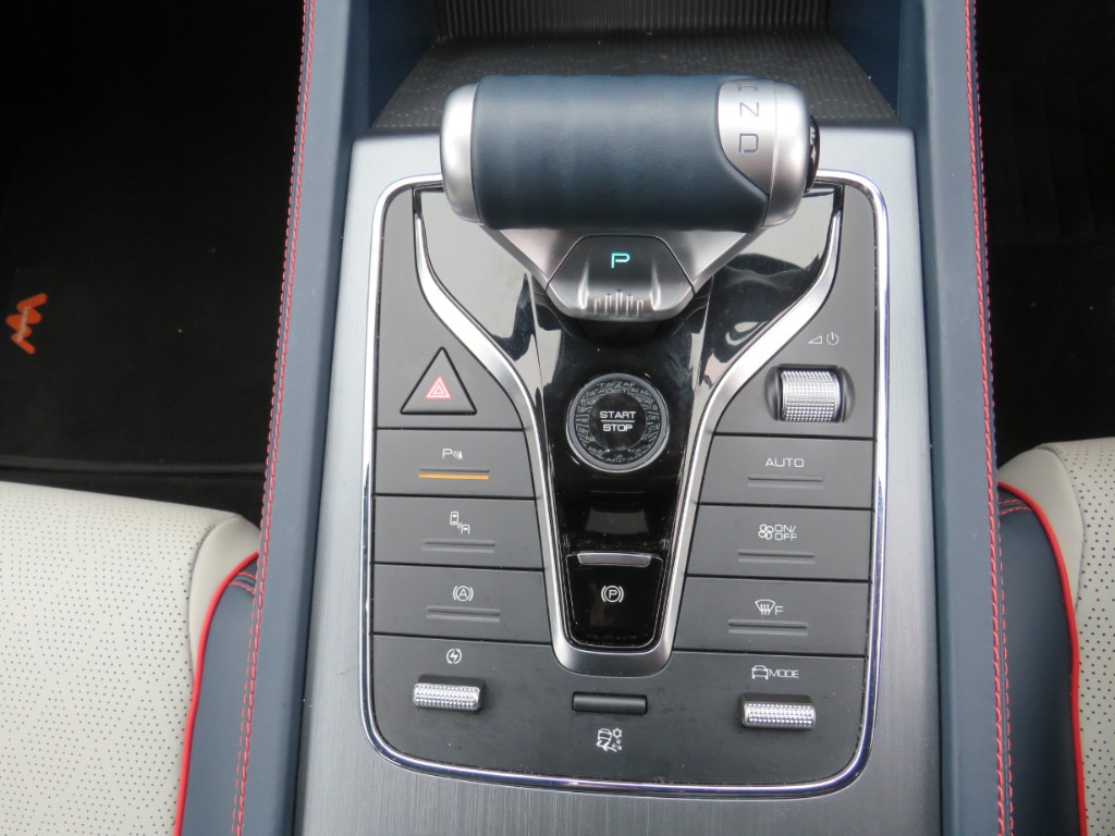 S7079719.jpg