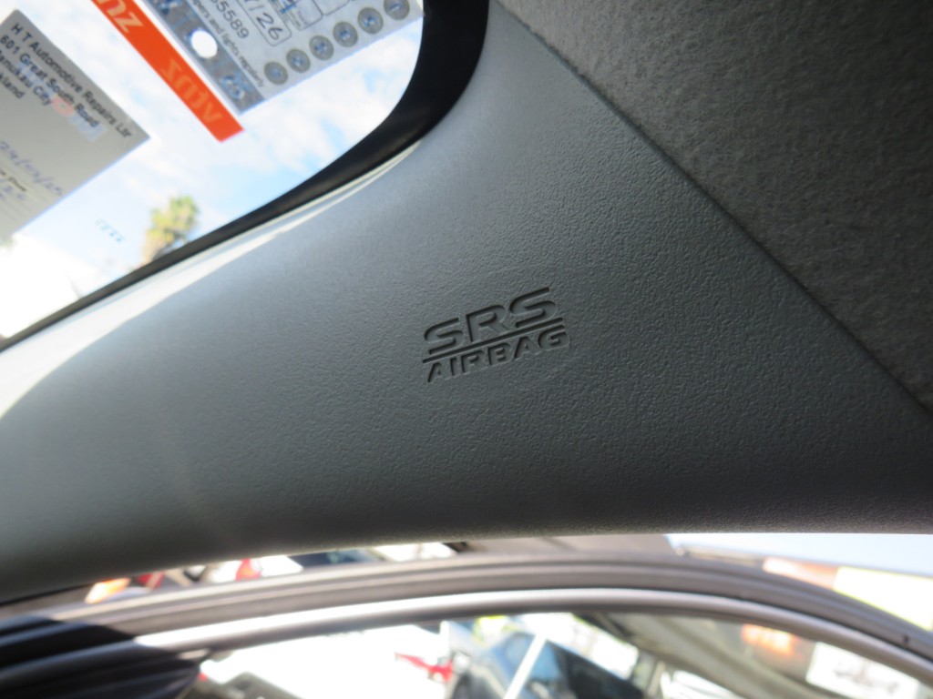 S7081114.jpg