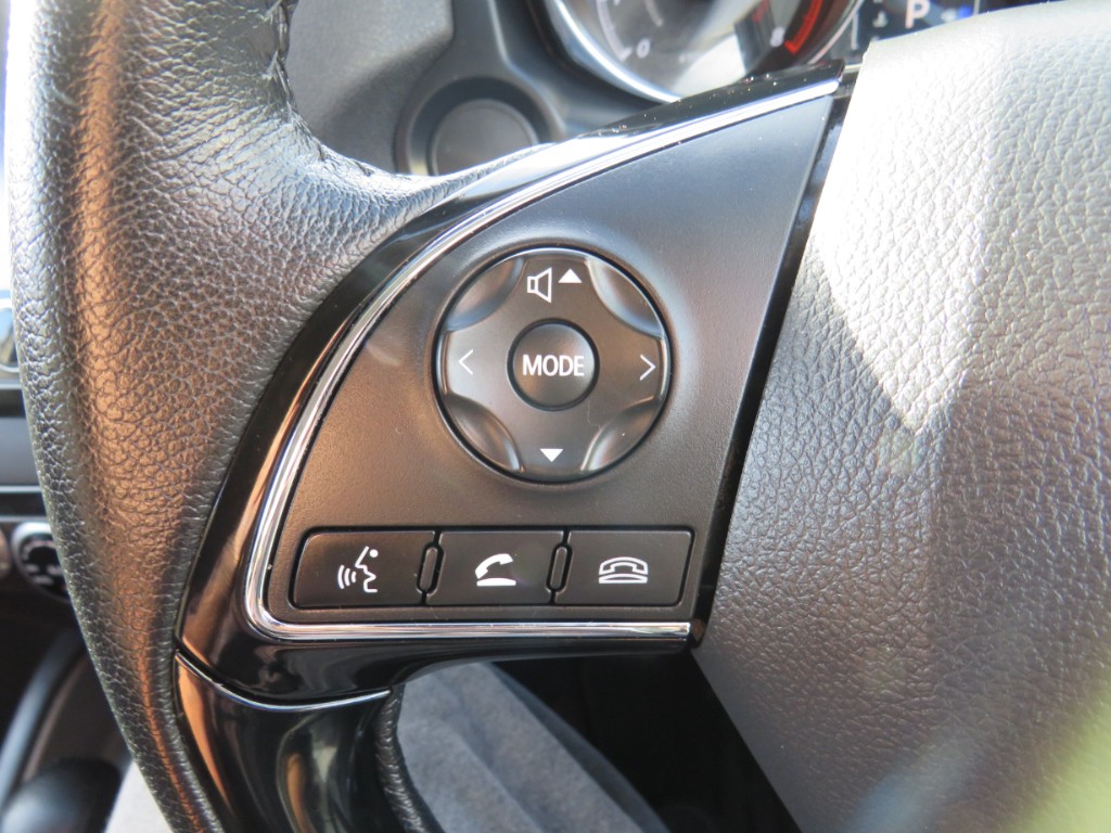 S7083116.jpg