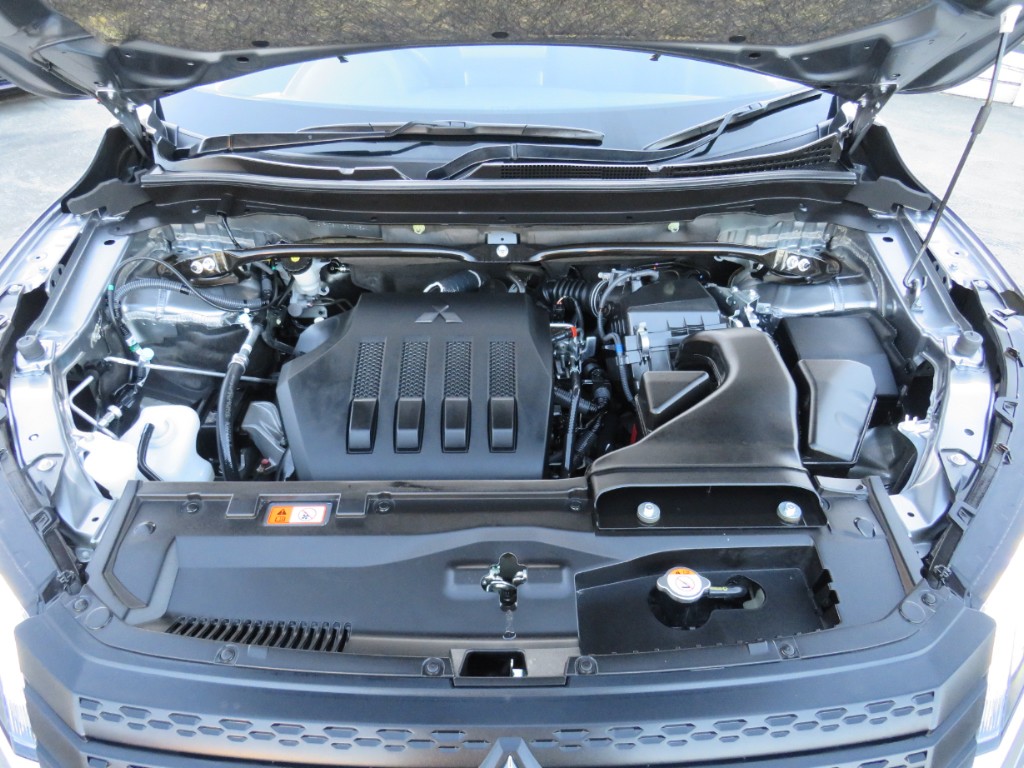 S7084821.jpg