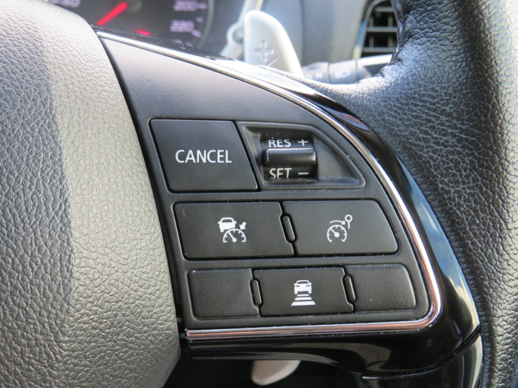 S7085215.jpg