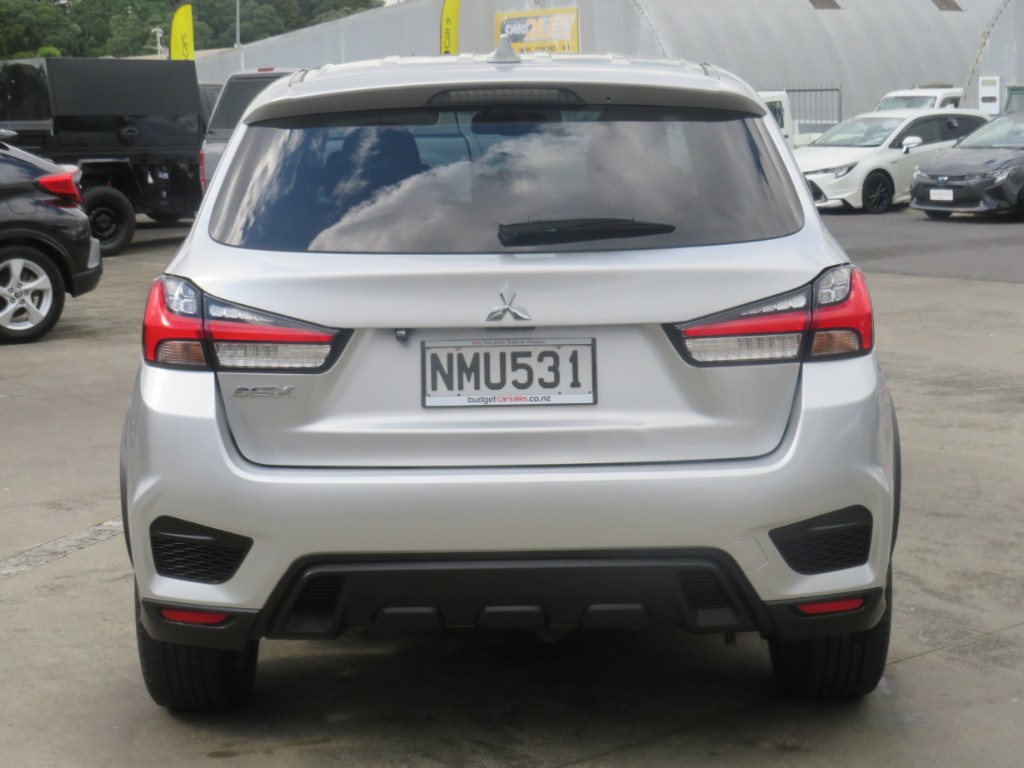 S708567.jpg