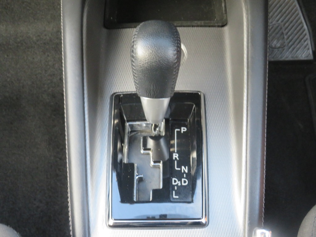 S7086119.jpg