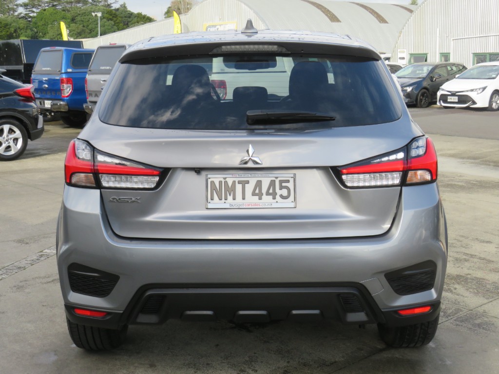 S708617.jpg