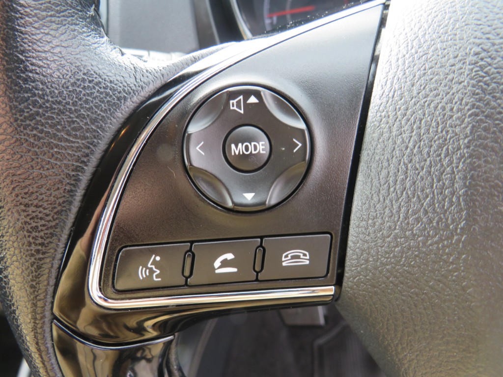 S7087014.jpg