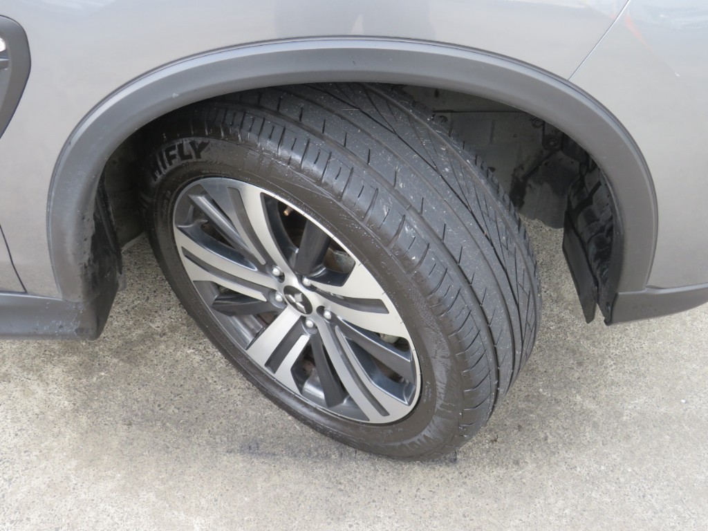 S7087710.jpg