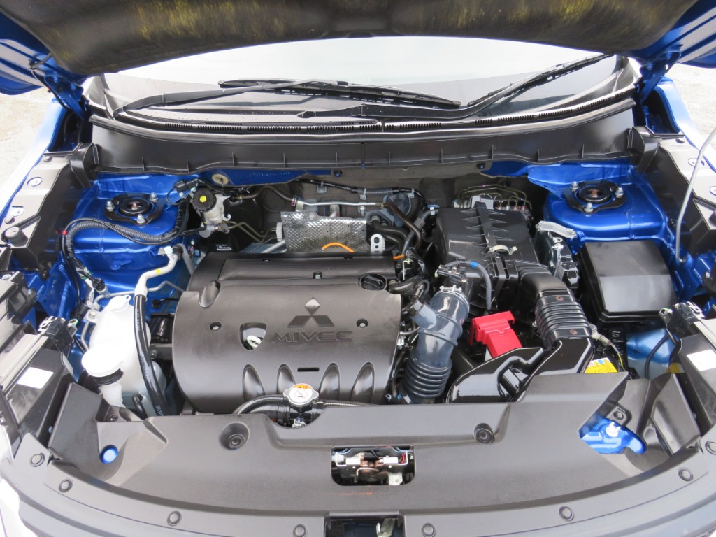 S7088020.jpg
