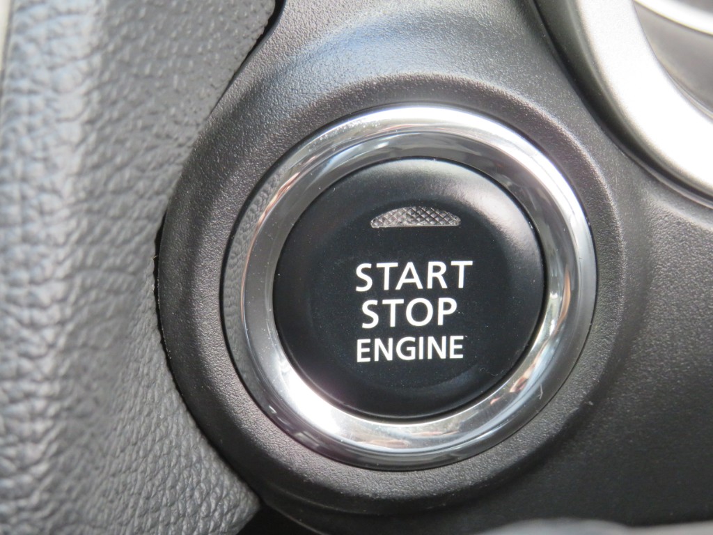 S7088519.jpg