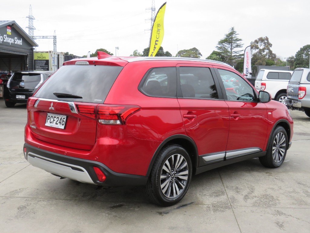 S709068.jpg
