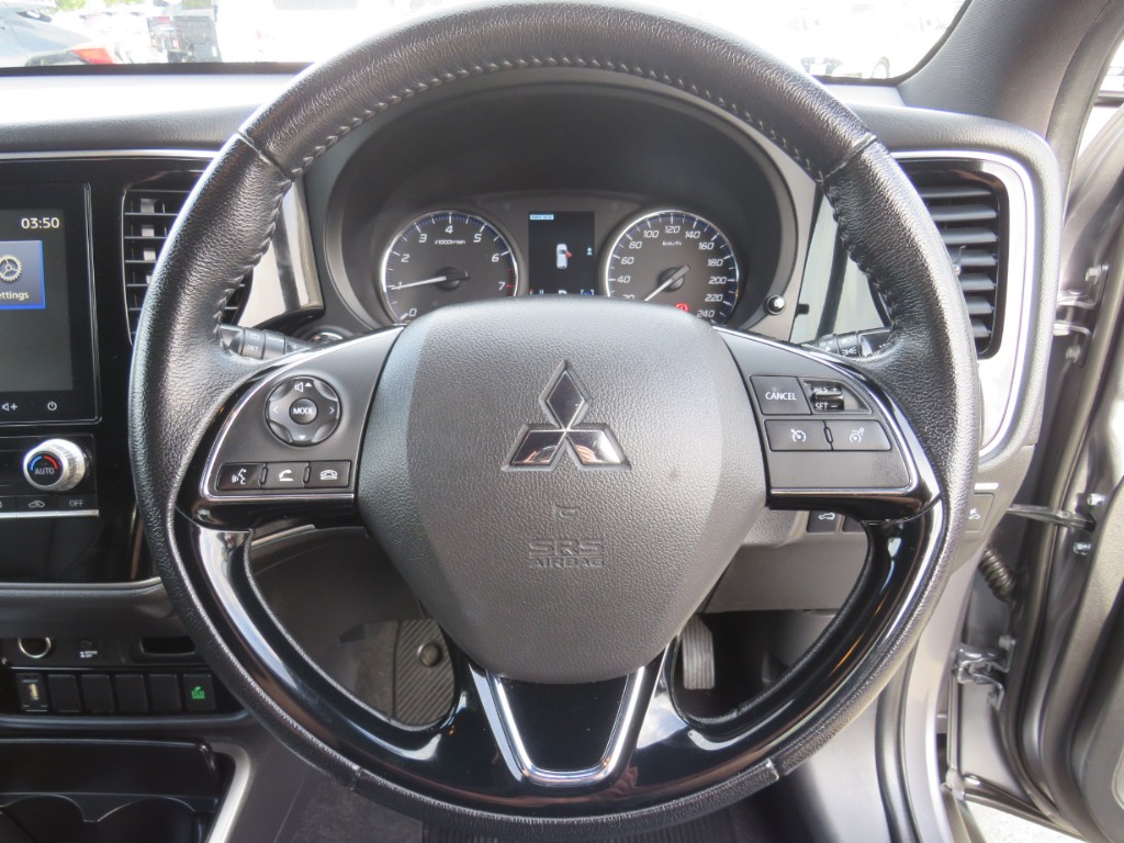 S7091013.jpg