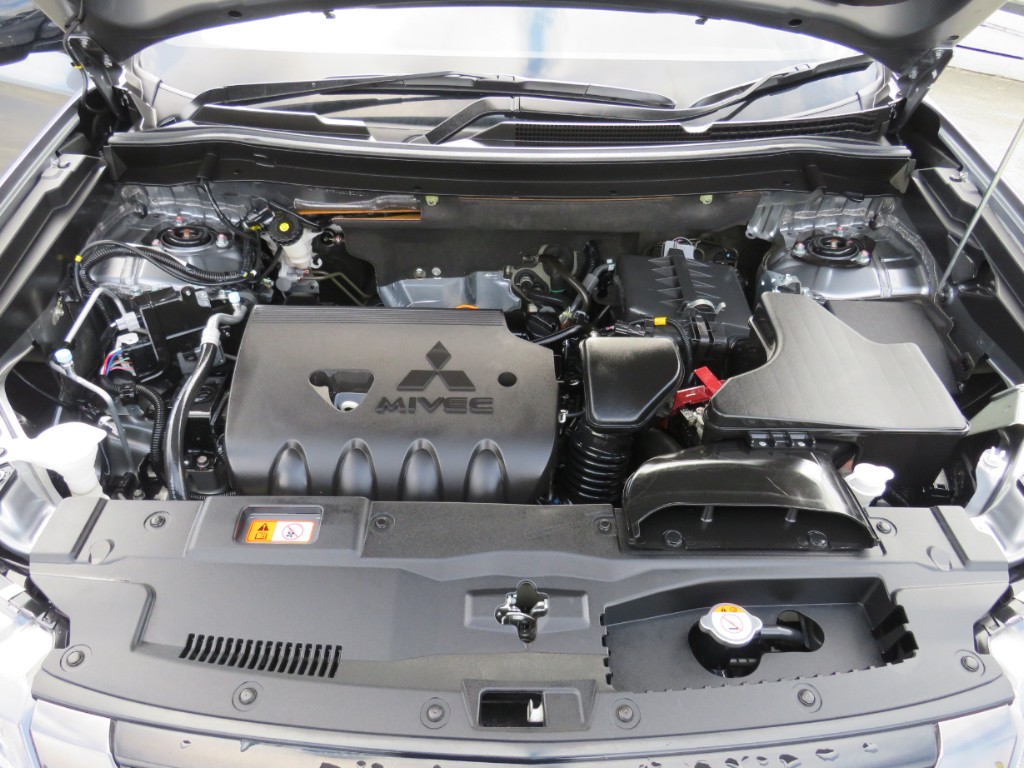 S7091020.jpg