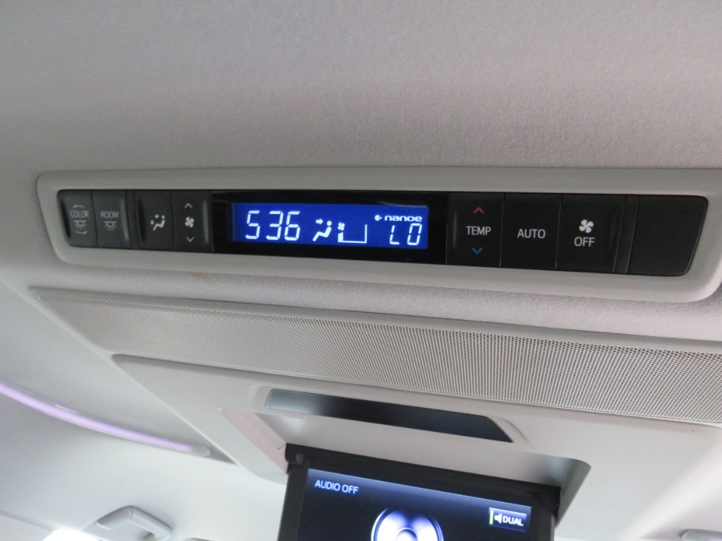 S8045519.jpg