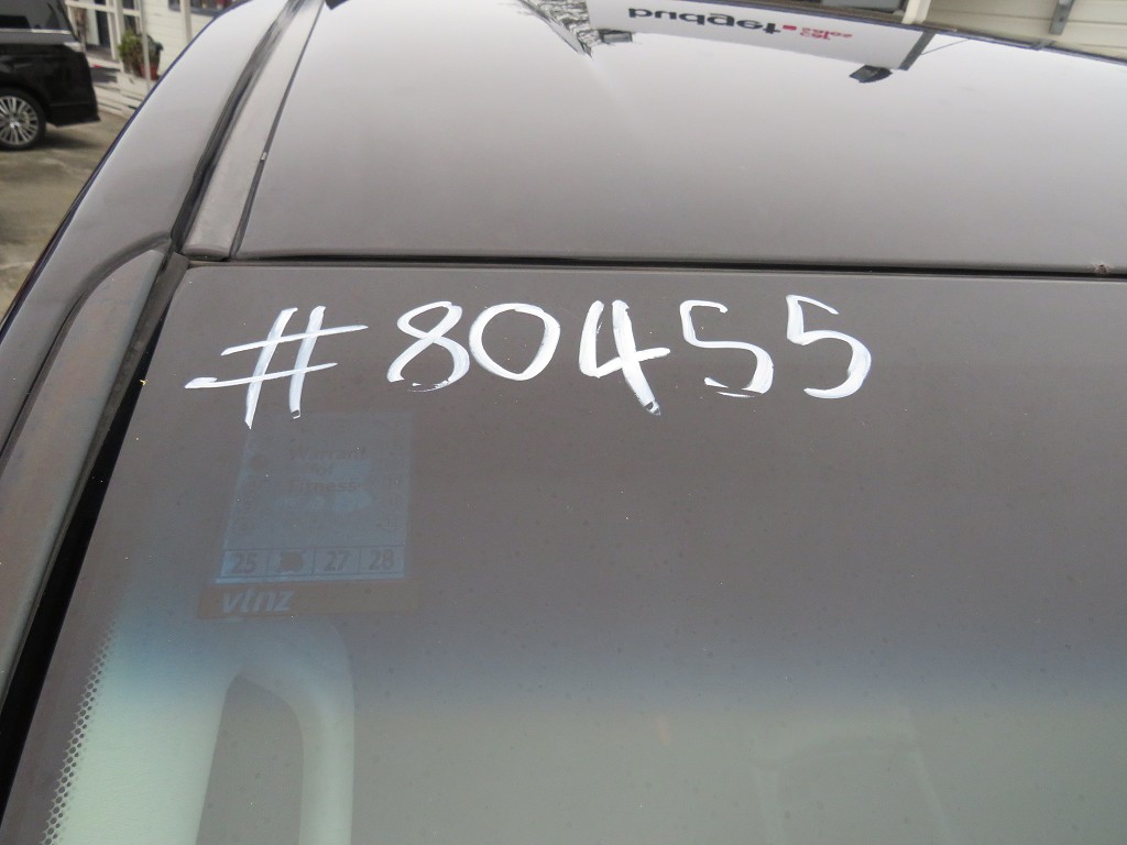 S8045521.jpg