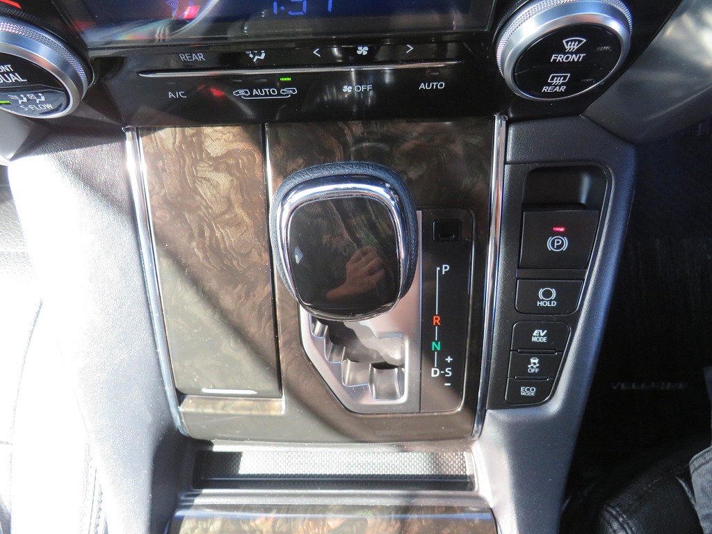 S8046020.jpg