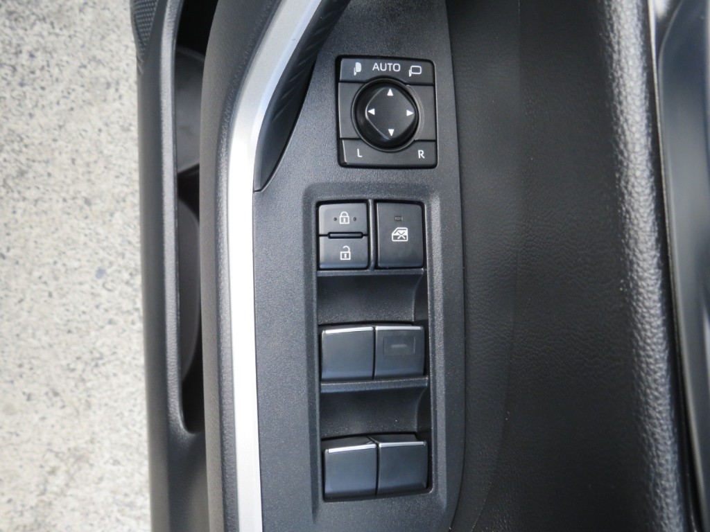 S8049716.jpg