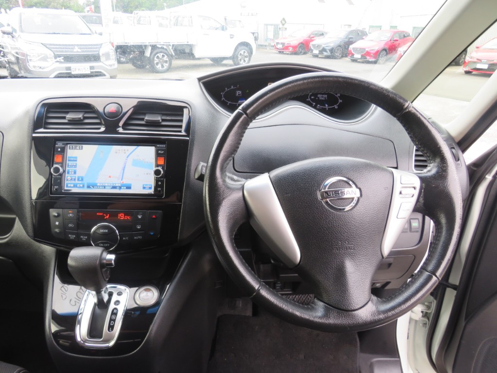 S8050417.jpg