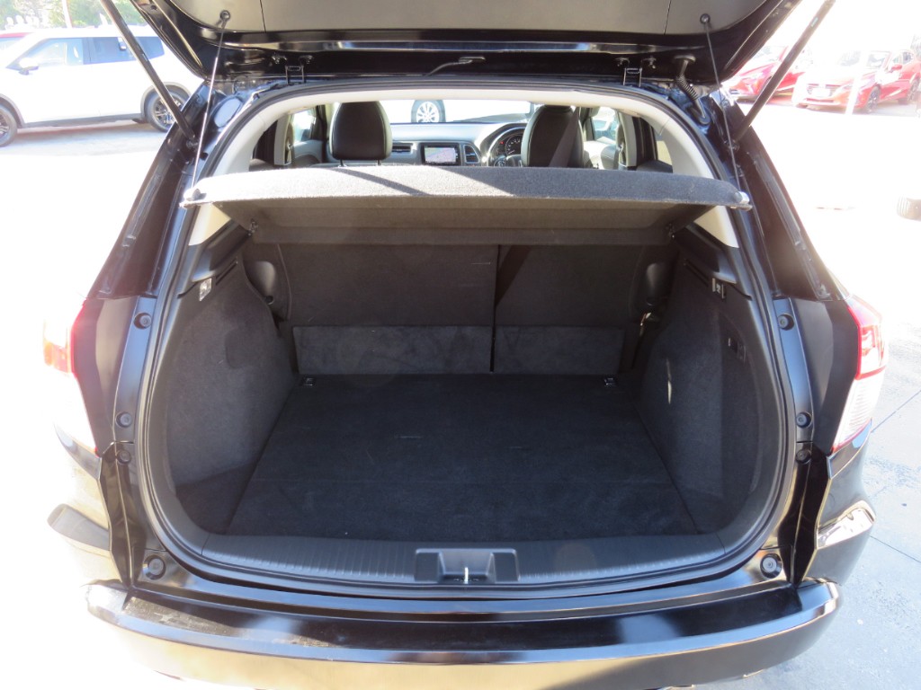 S8052011.jpg