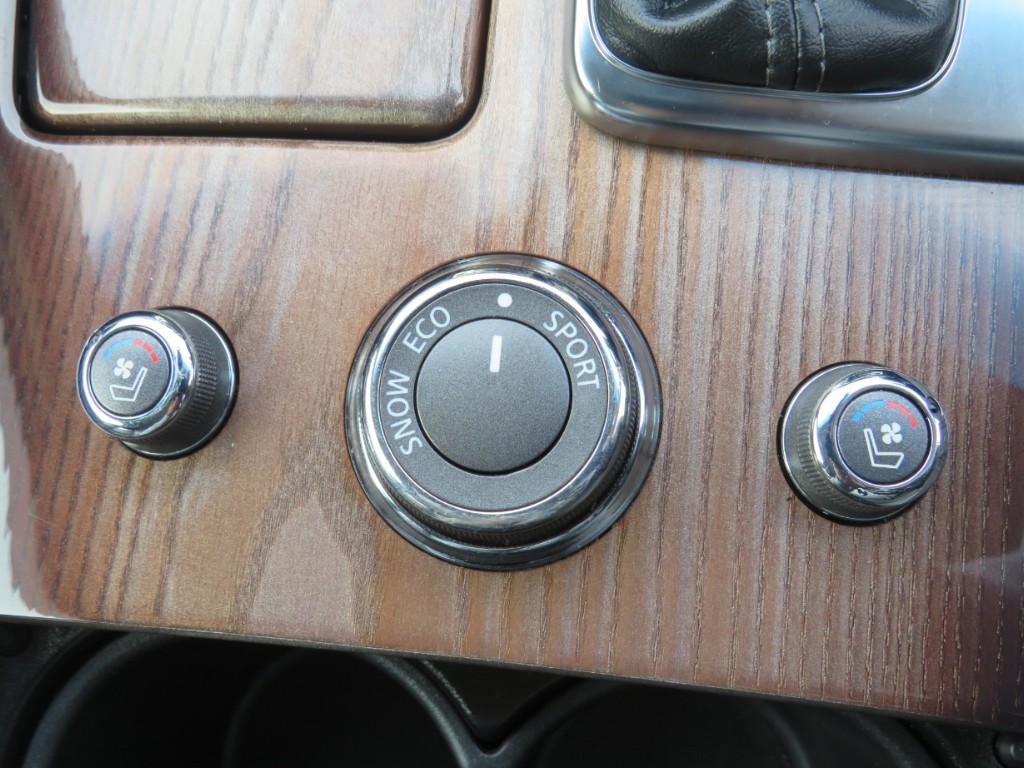 S8052915.jpg