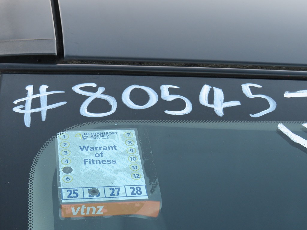 S8054521.jpg