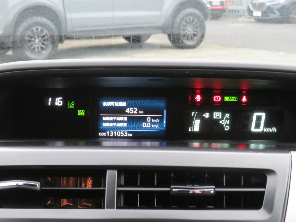 S8058321.jpg
