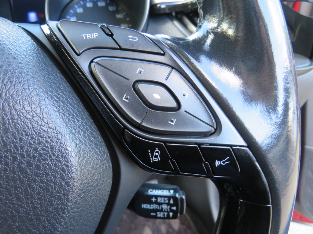S8069816.jpg
