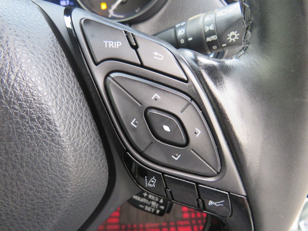 S8074518.jpg