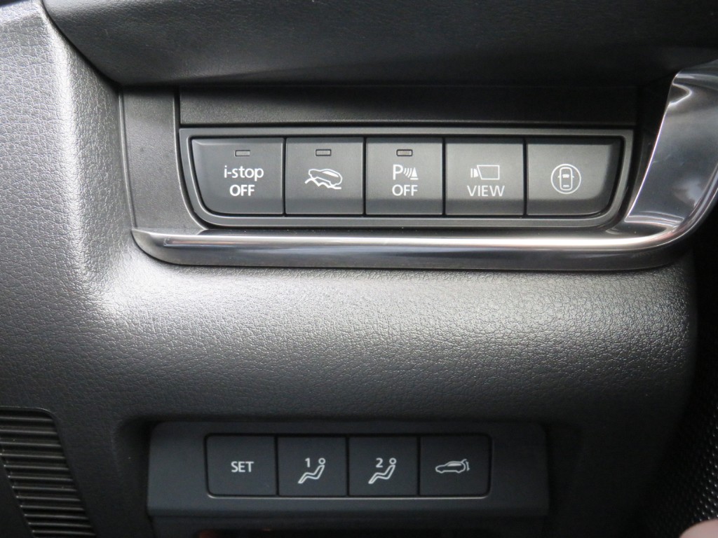 S8075015.jpg